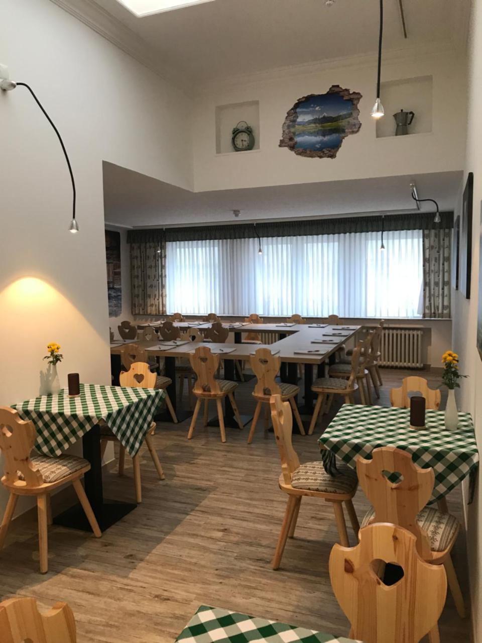 ברמן Hotel Edel Weiss מראה חיצוני תמונה